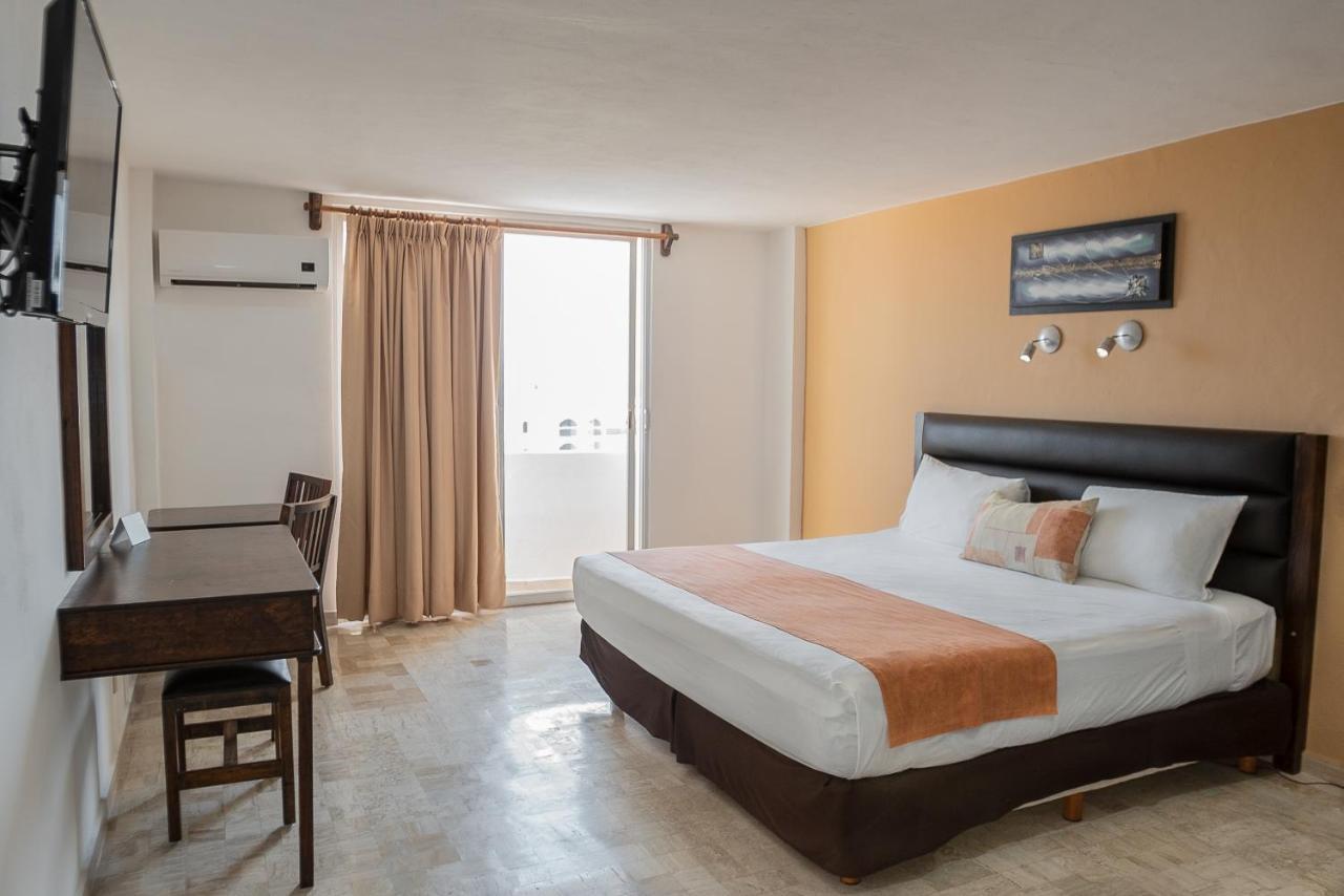 Hotel Calypso Cancún Eksteriør billede
